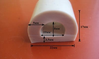 Уплотнитель силиконовый D образный 17х22мм